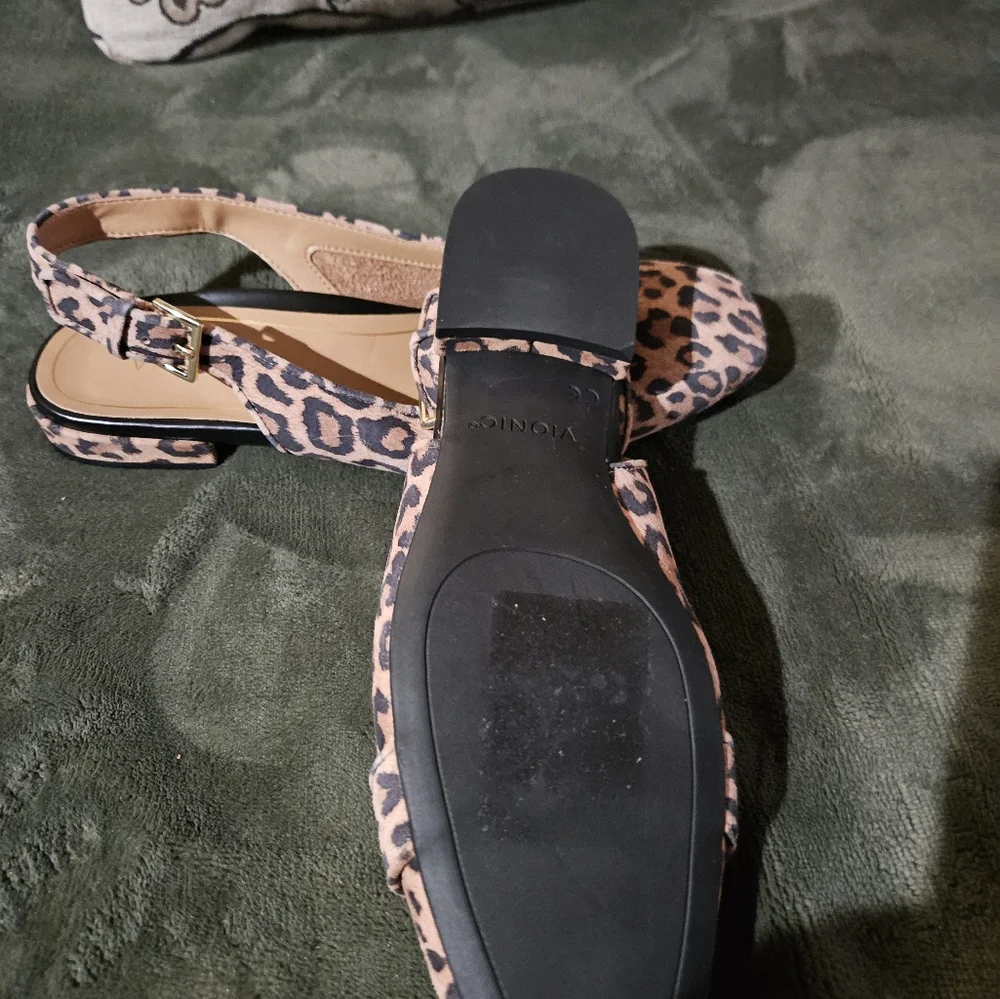 Vionic stylish slingback